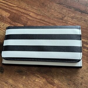 Kut from the Kloth wallet